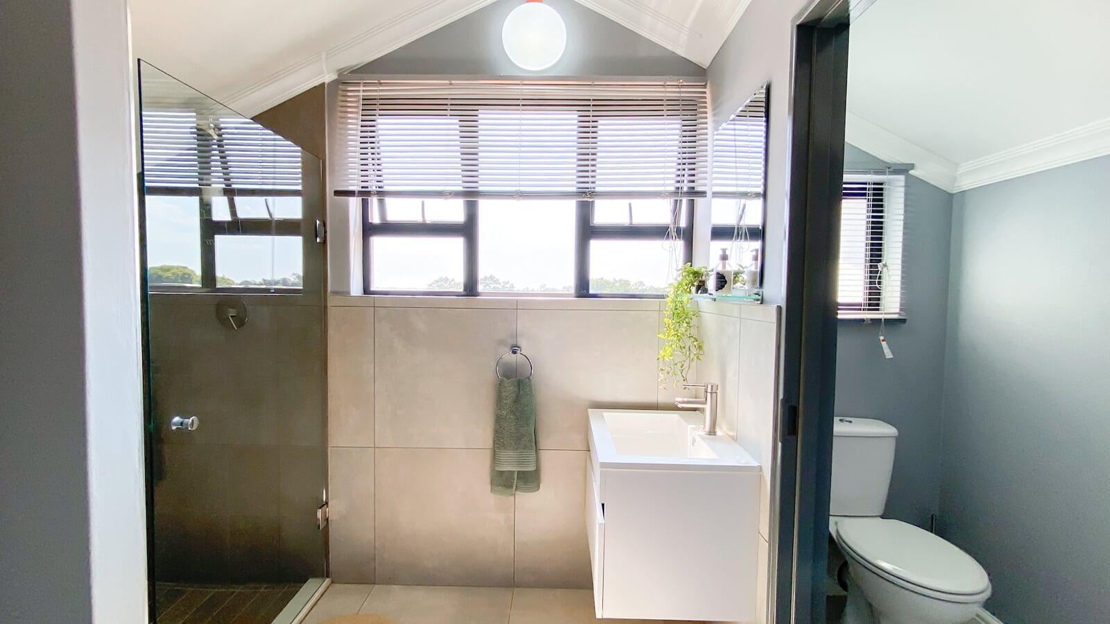 First Floor Loft En Suite 1
