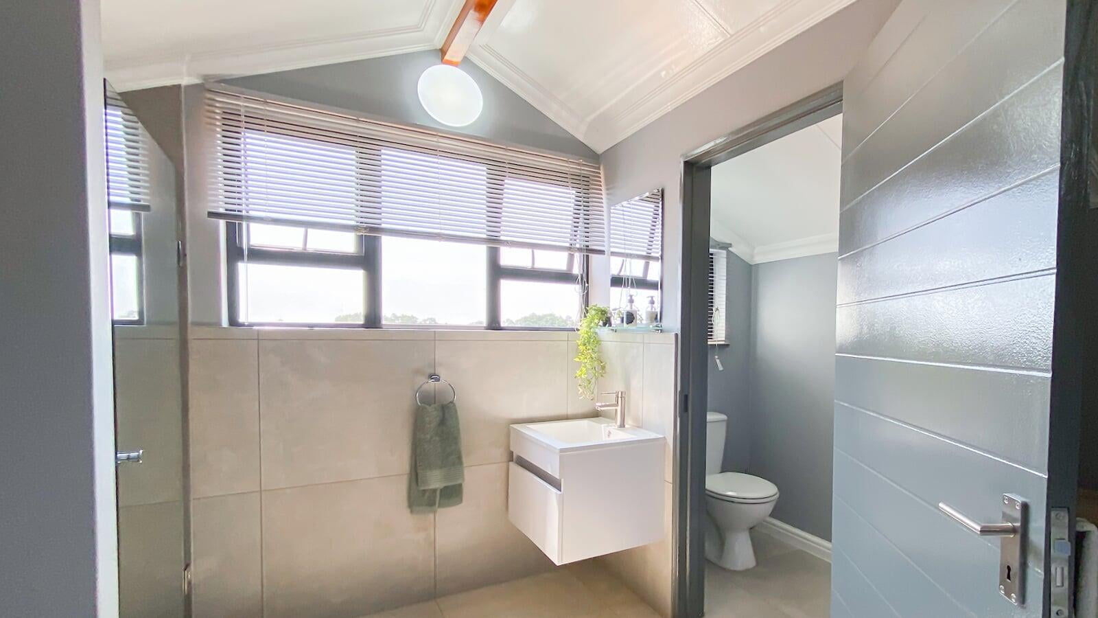 First Floor Loft En Suite 2
